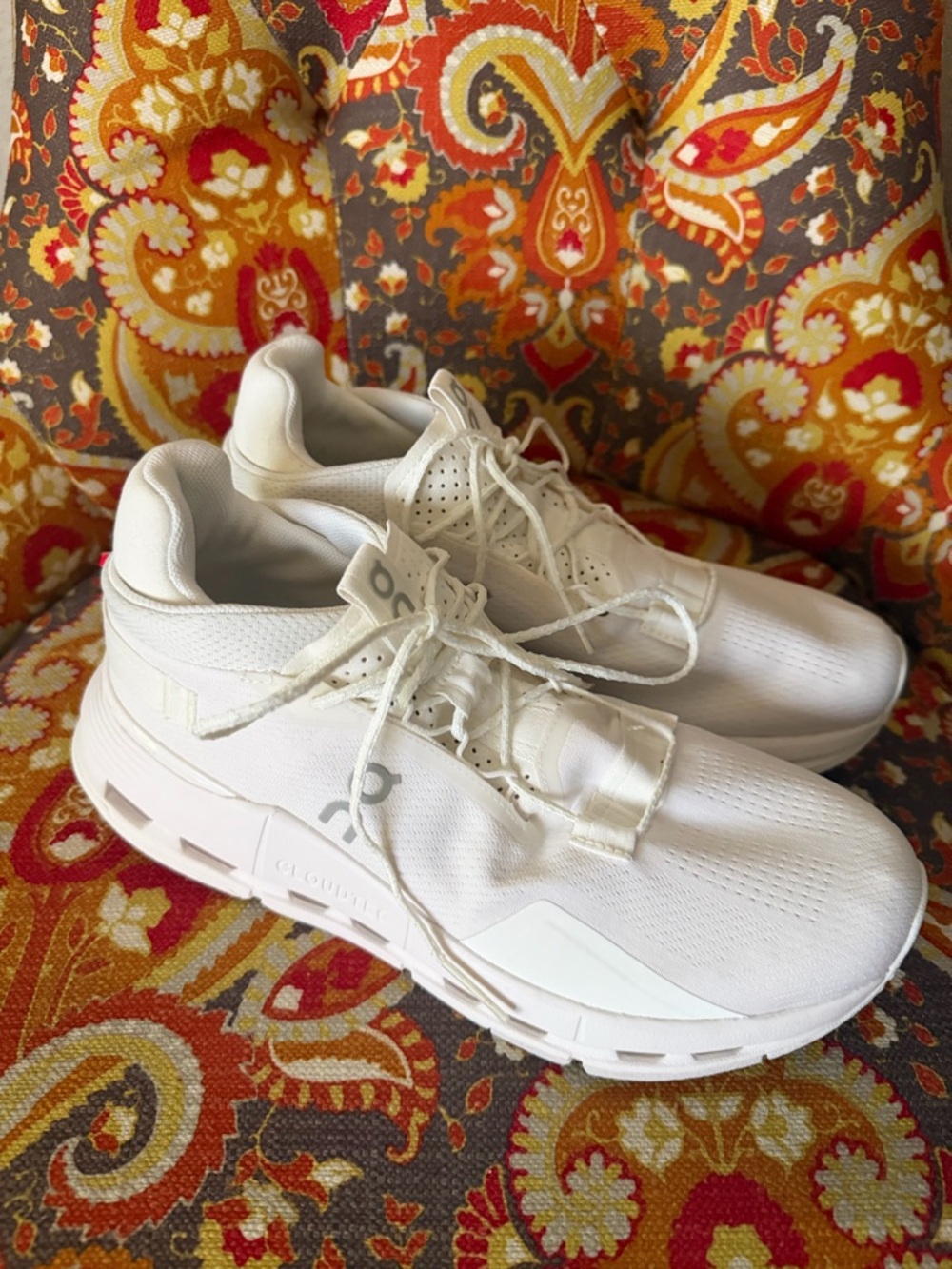 On Cloudnova 2 Women's size  9